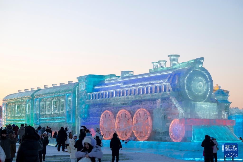 第42届中国·哈尔滨国际冰雪节开幕