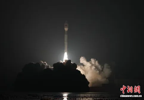 海上一箭十星 中国成功发射微厘空间02组卫星 image.png